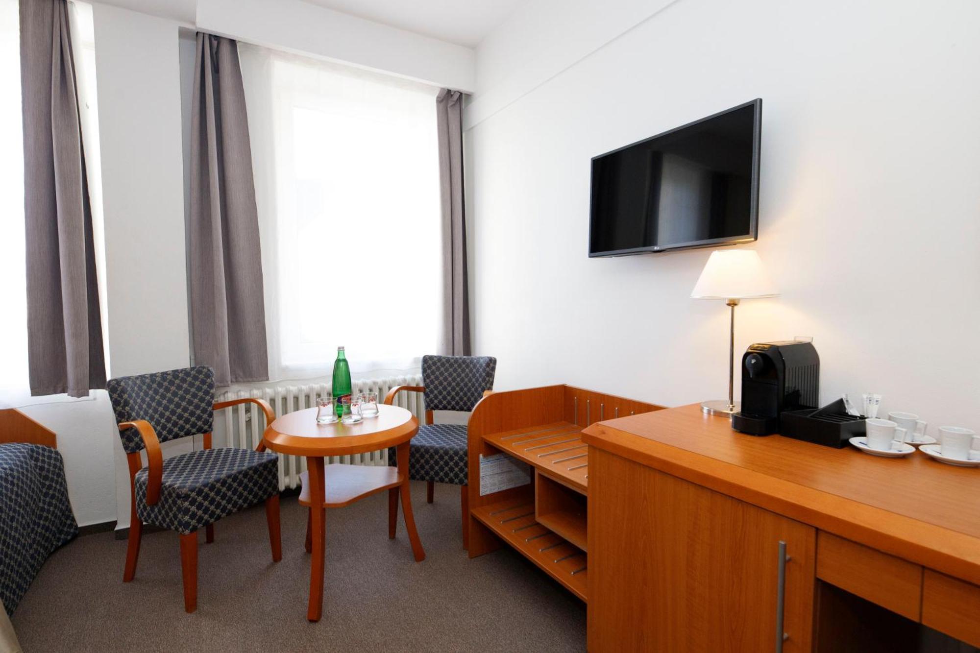 Lh Hotel Medinek Old Town Kutna Hora Ngoại thất bức ảnh