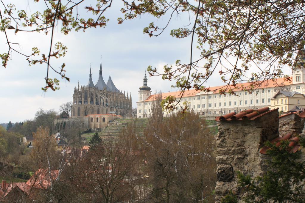 Hotel Medinek Old Town Kutna Hora Ngoại thất bức ảnh