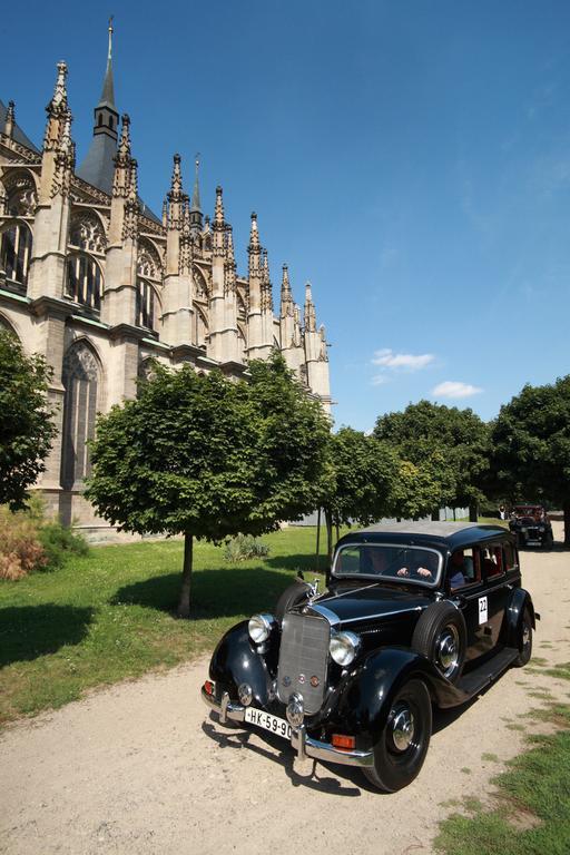 Lh Hotel Medinek Old Town Kutna Hora Ngoại thất bức ảnh