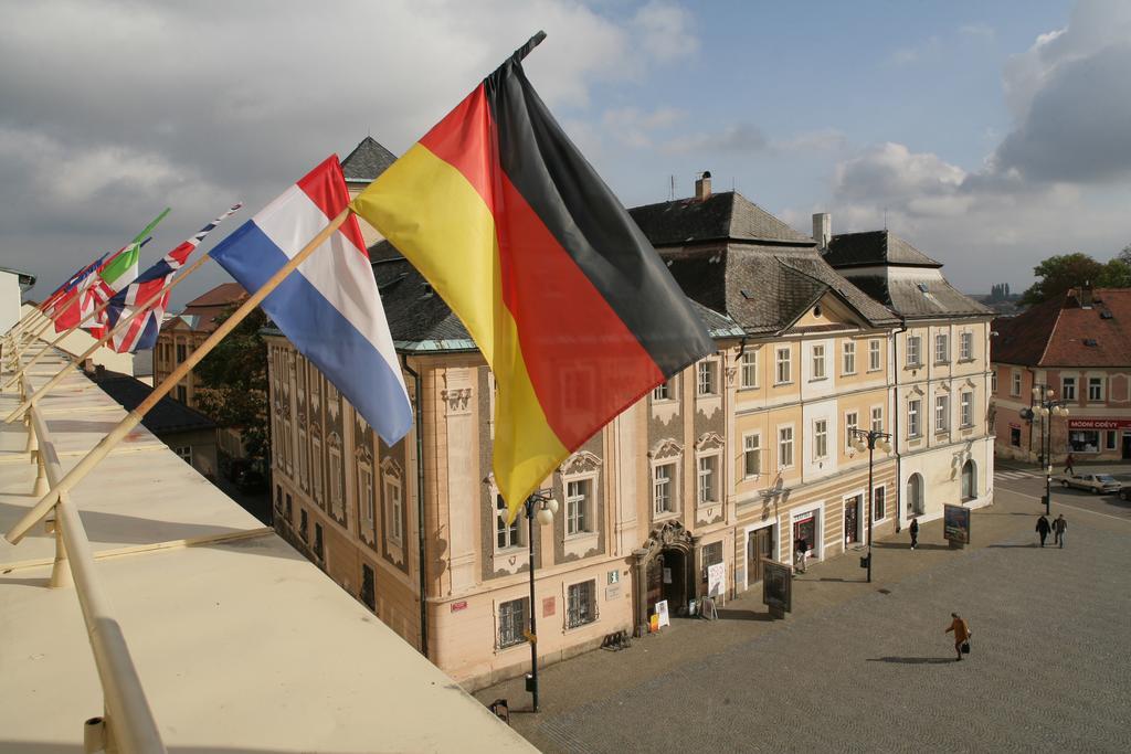 Lh Hotel Medinek Old Town Kutna Hora Ngoại thất bức ảnh