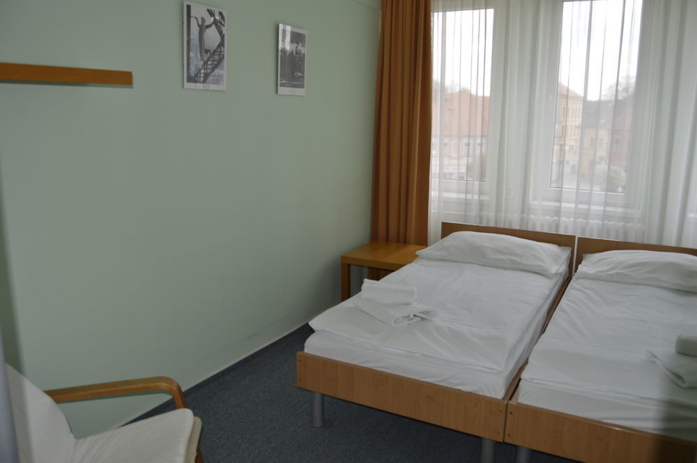 Lh Hotel Medinek Old Town Kutna Hora Ngoại thất bức ảnh