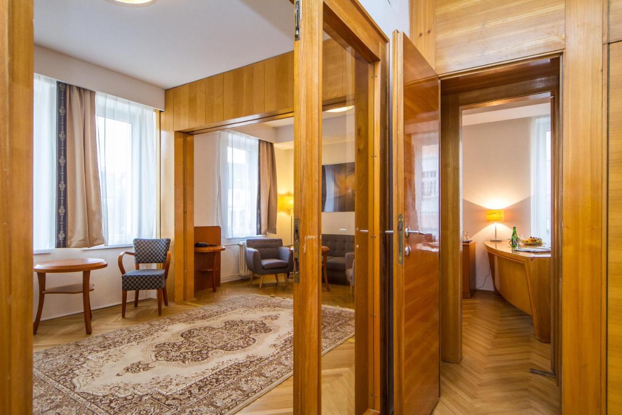 Lh Hotel Medinek Old Town Kutna Hora Ngoại thất bức ảnh